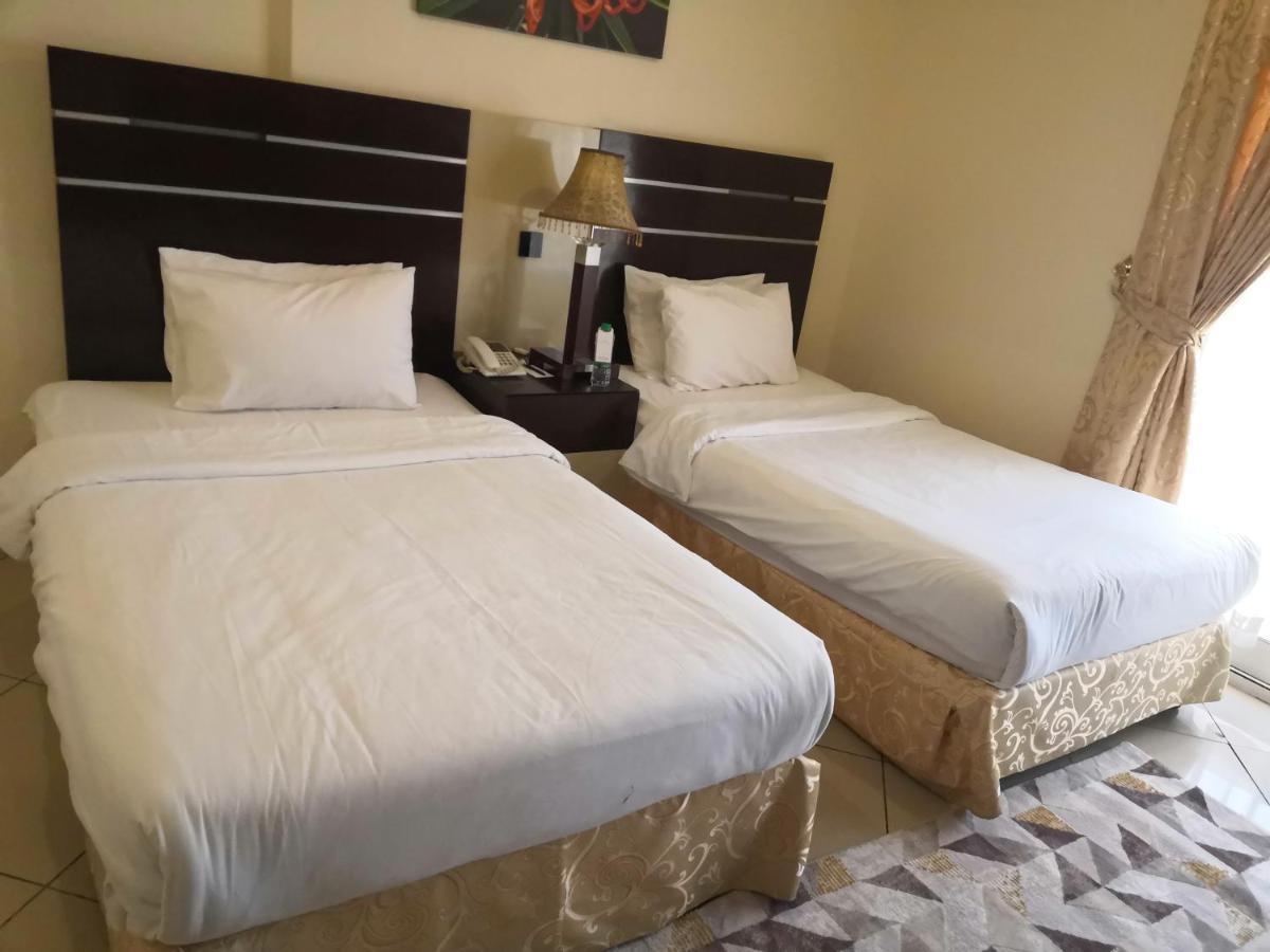 Boulevard City Suites Hotel Apartments Dubai Esterno foto