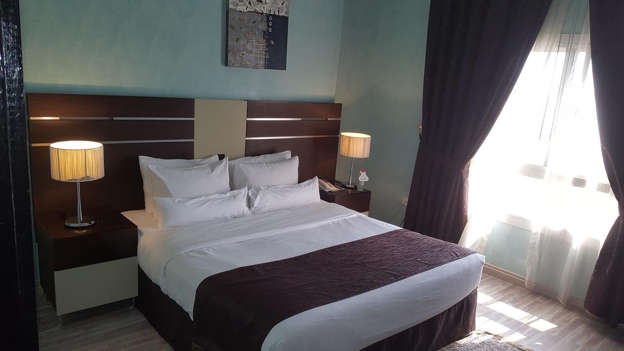 Boulevard City Suites Hotel Apartments Dubai Esterno foto