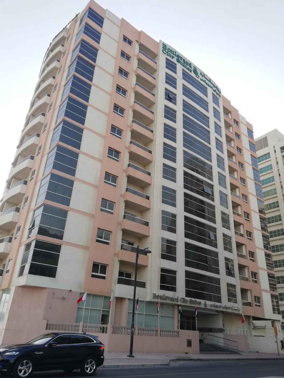 Boulevard City Suites Hotel Apartments Dubai Esterno foto